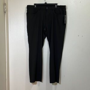 PGA Tour men’s black lightweight pants. NWT. Size 38 waist and 30 length.